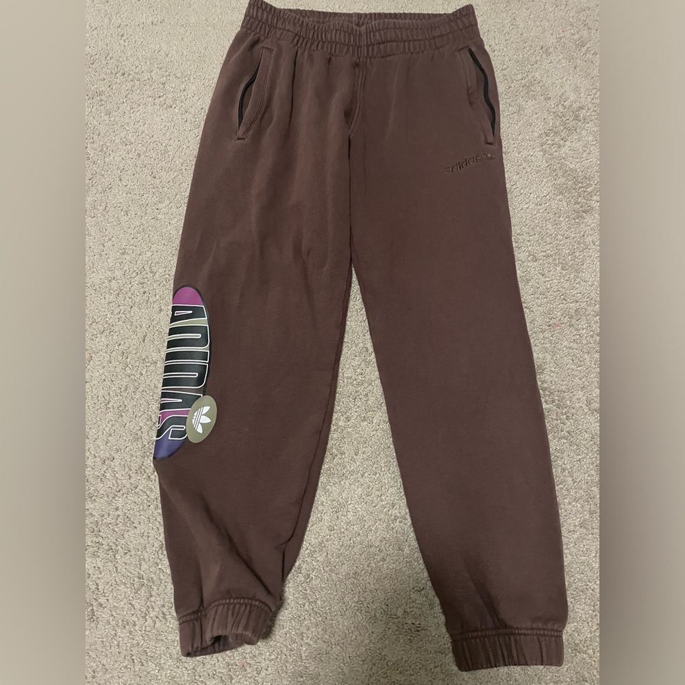 Adidas brown sweats size medium barely worn